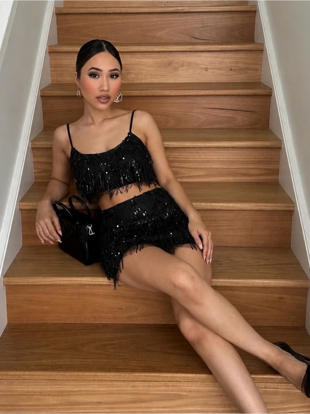 NWT Showpo sparkle sequin black 2 piece set, Top size 8 skirt size 10